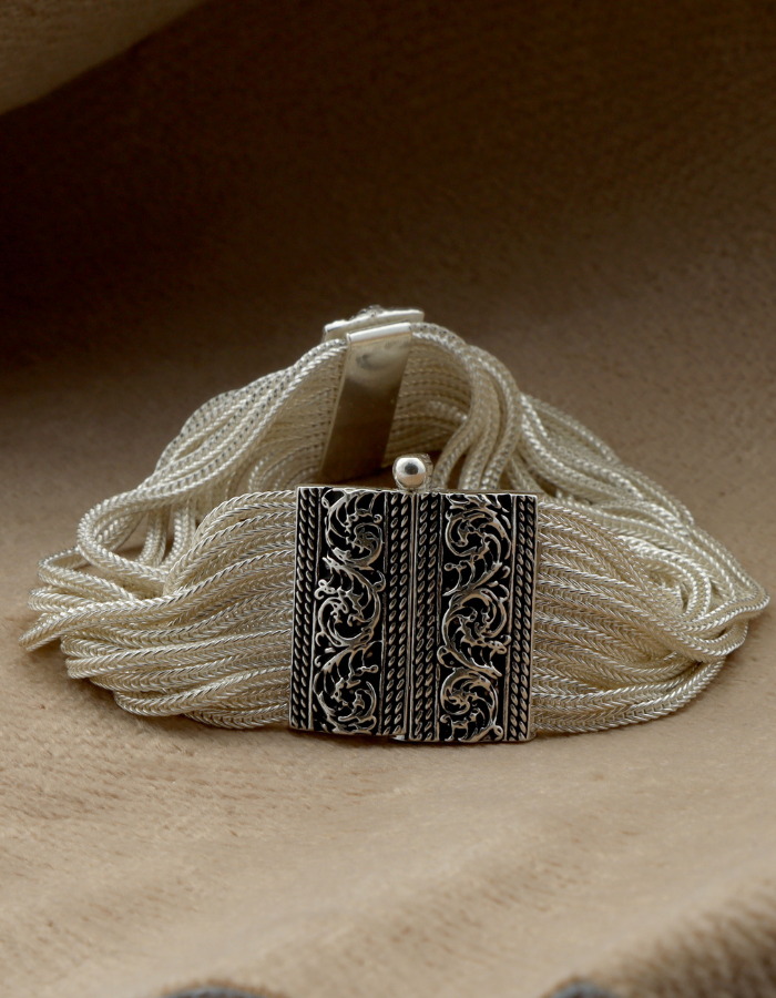 Midyat Straw Silver Bracelet