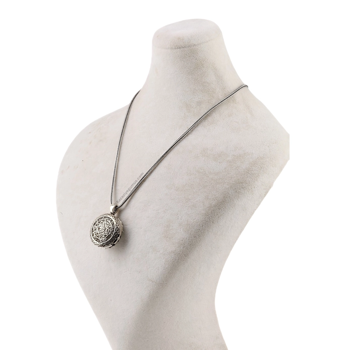 925 Sterling Solomon Embroidered Amulet Necklace