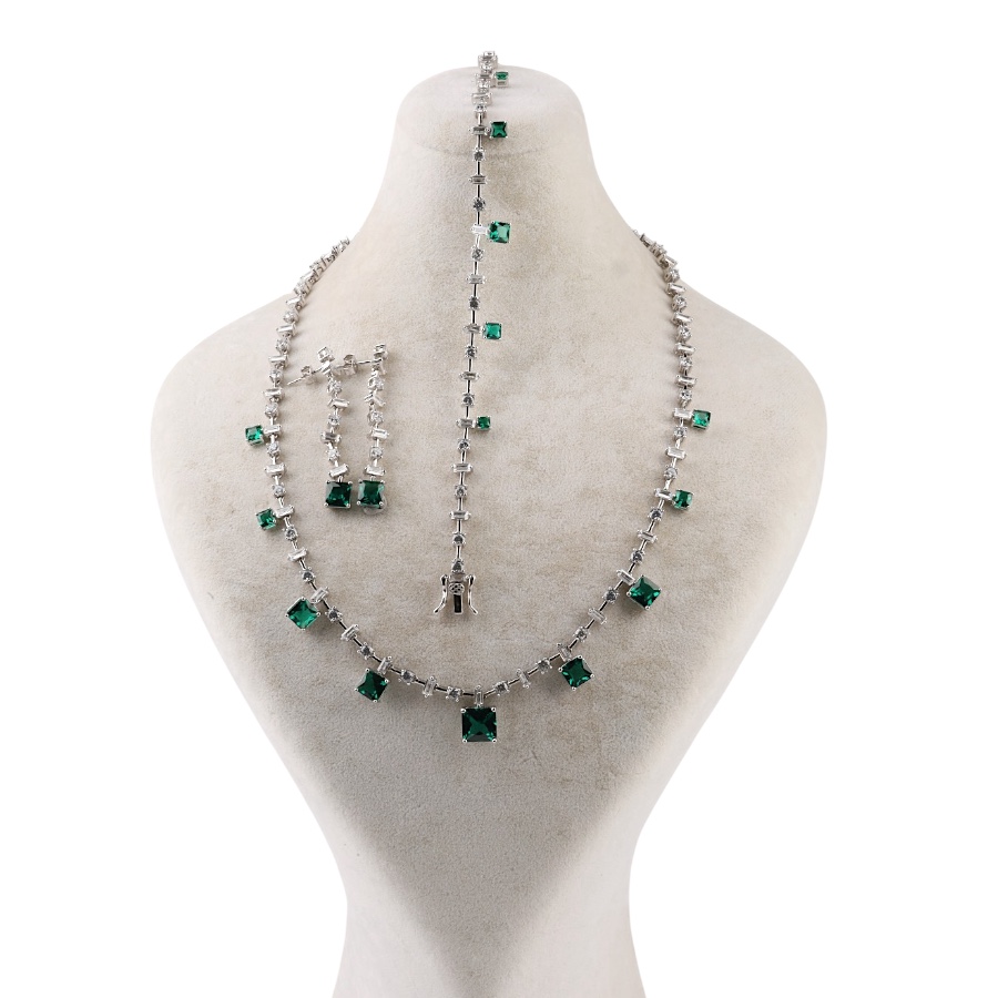 925 Sterling Silver Set with Green Zircon Stone