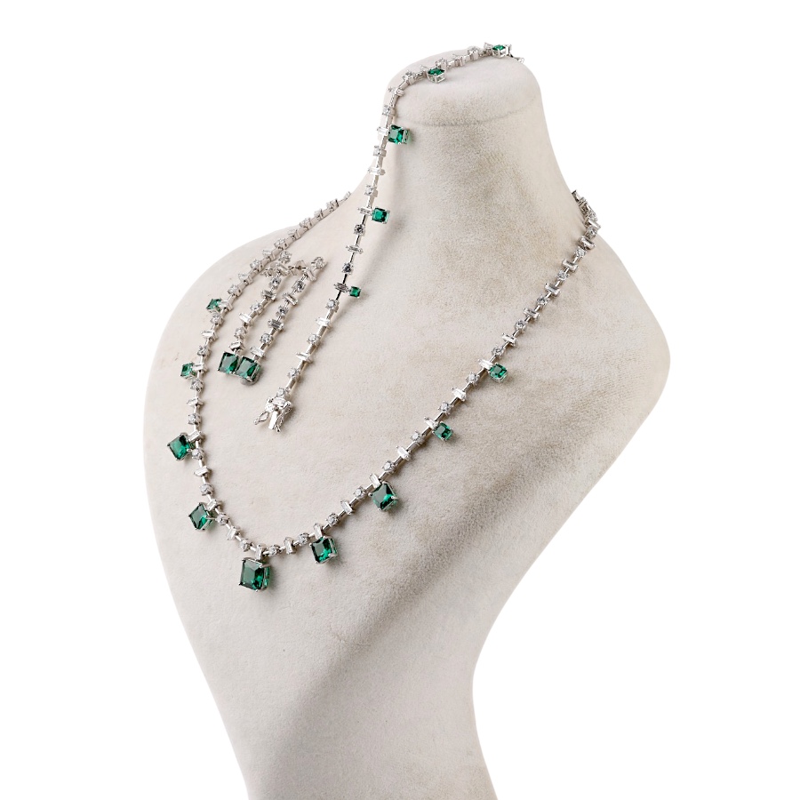 925 Sterling Silver Set with Green Zircon Stone