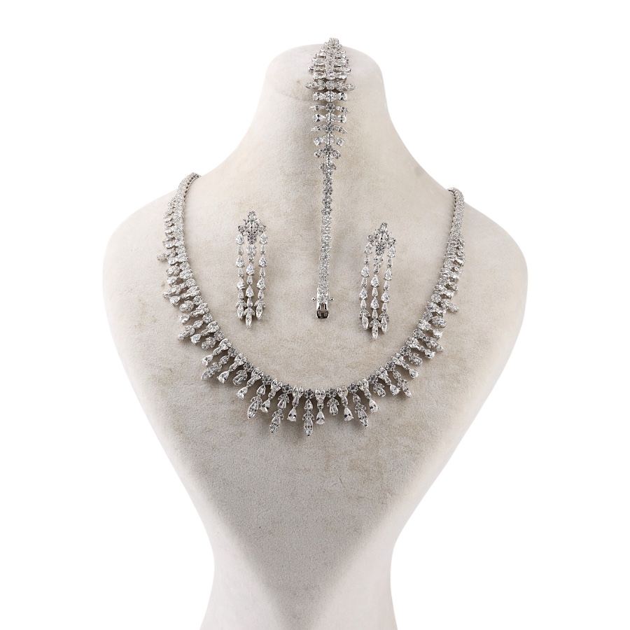 925 Sterling Silver Set with Leaf Zircon Stone