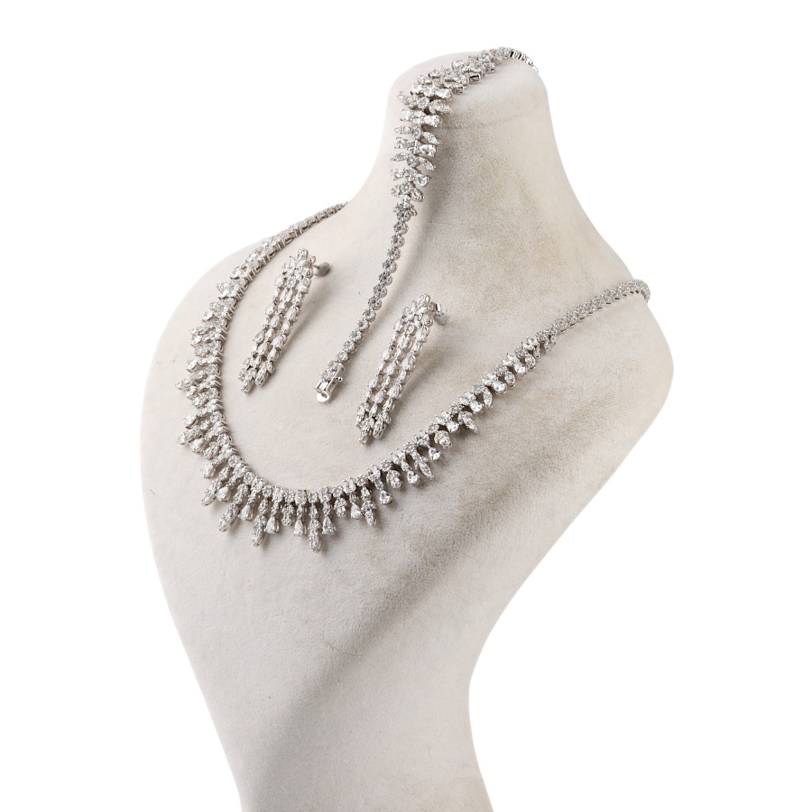 925 Sterling Silver Set with Leaf Zircon Stone