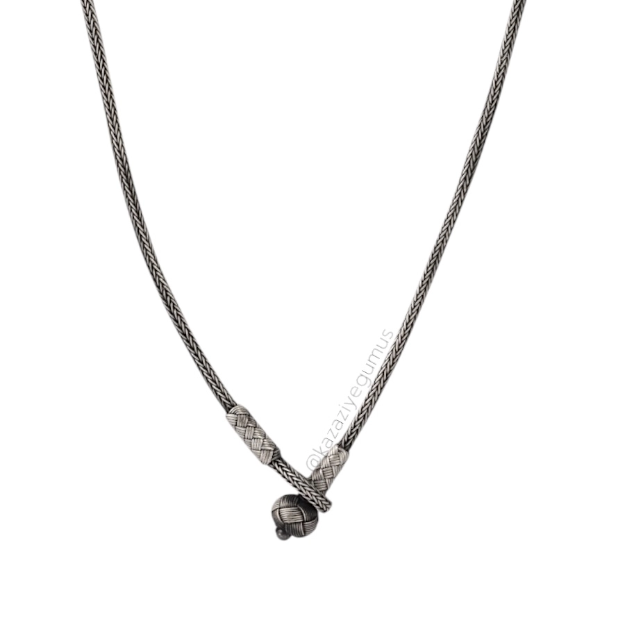 1000 K Oxidized Silver Necklace