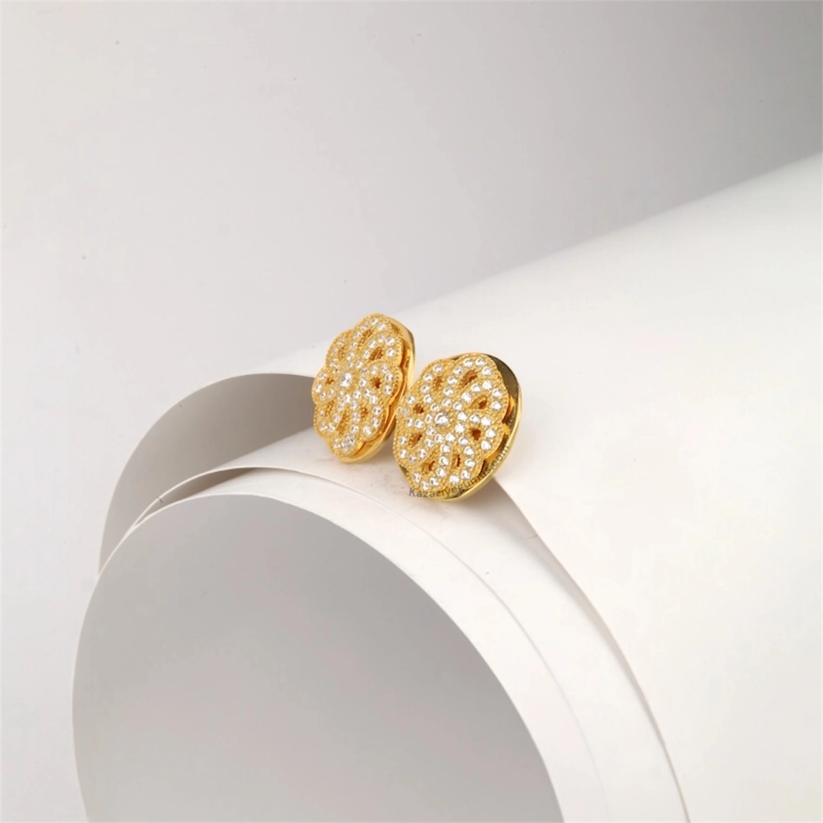 925 K Stone-set Flower Trabzon Hasırı Silver Earrings