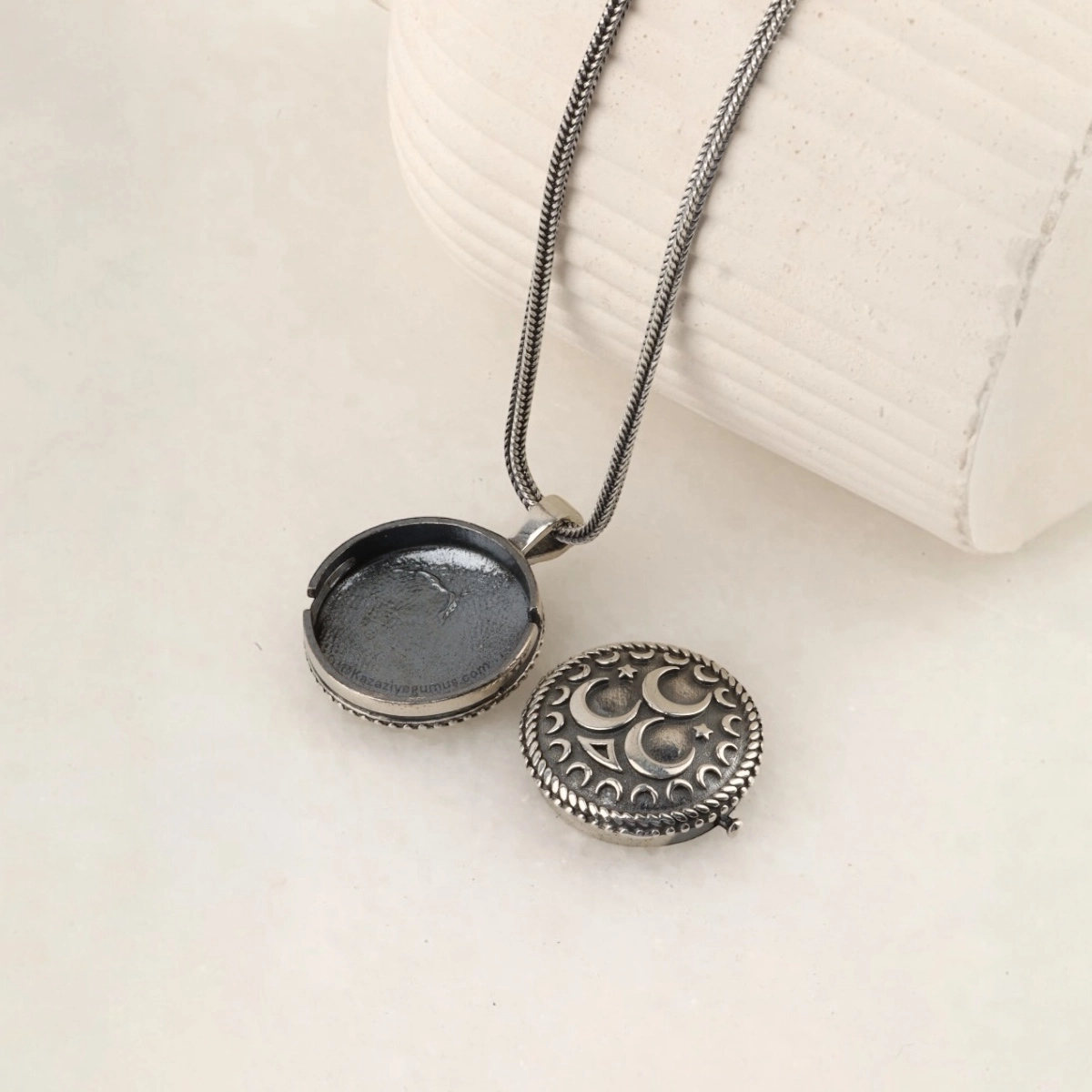925 Sterling Silver Three Crescent Amulet Necklace