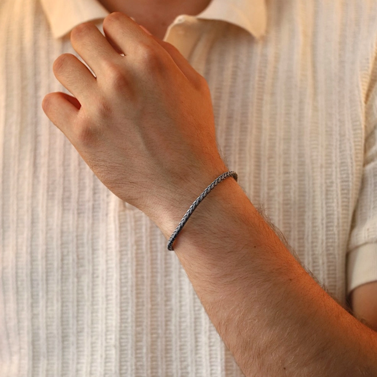 1000 Ayar Balıksırtı Örgü Oksitli Kazaziye Gümüş Bileklik