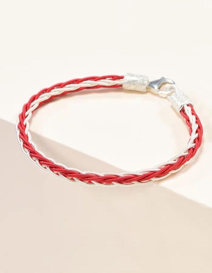 Red and White Kazaziye Bracelet