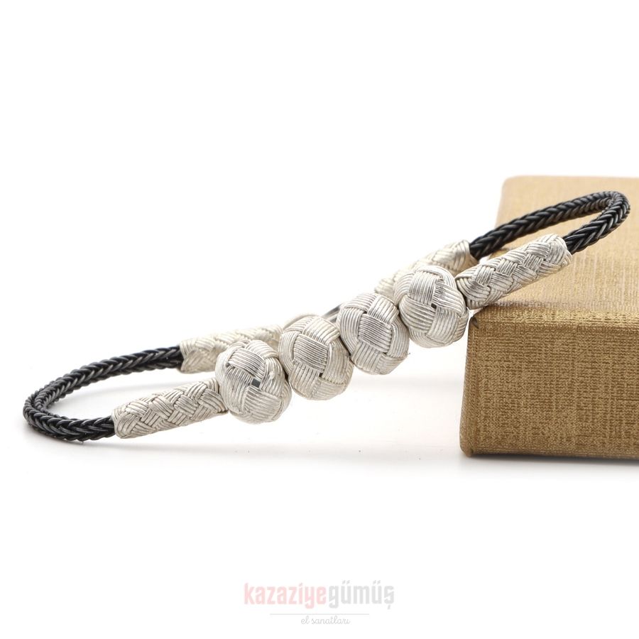 Kazaziye 4 Ball Oxide Bracelet