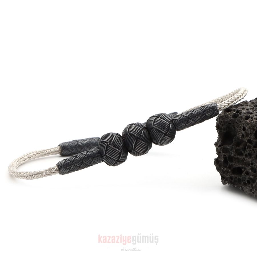 Kazaziye 3 Ball Oxide Bracelet