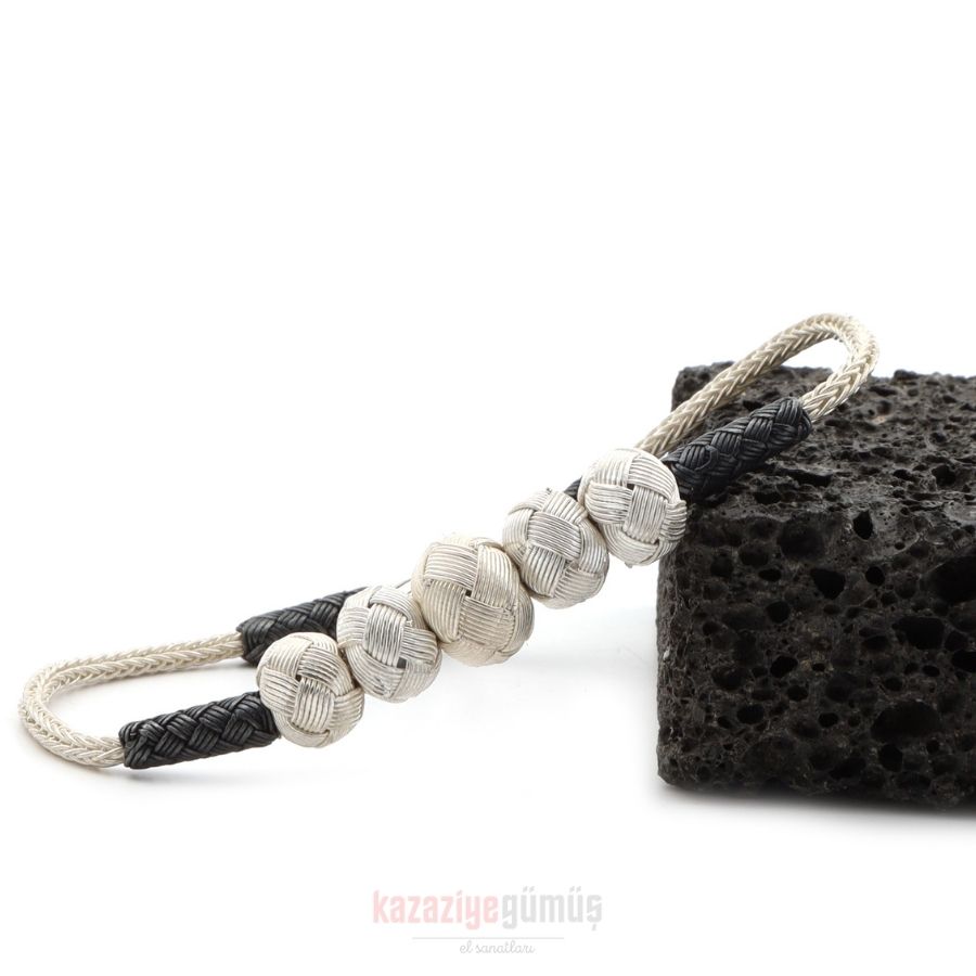 Kazaziye 5 Ball Oxide Bracelet