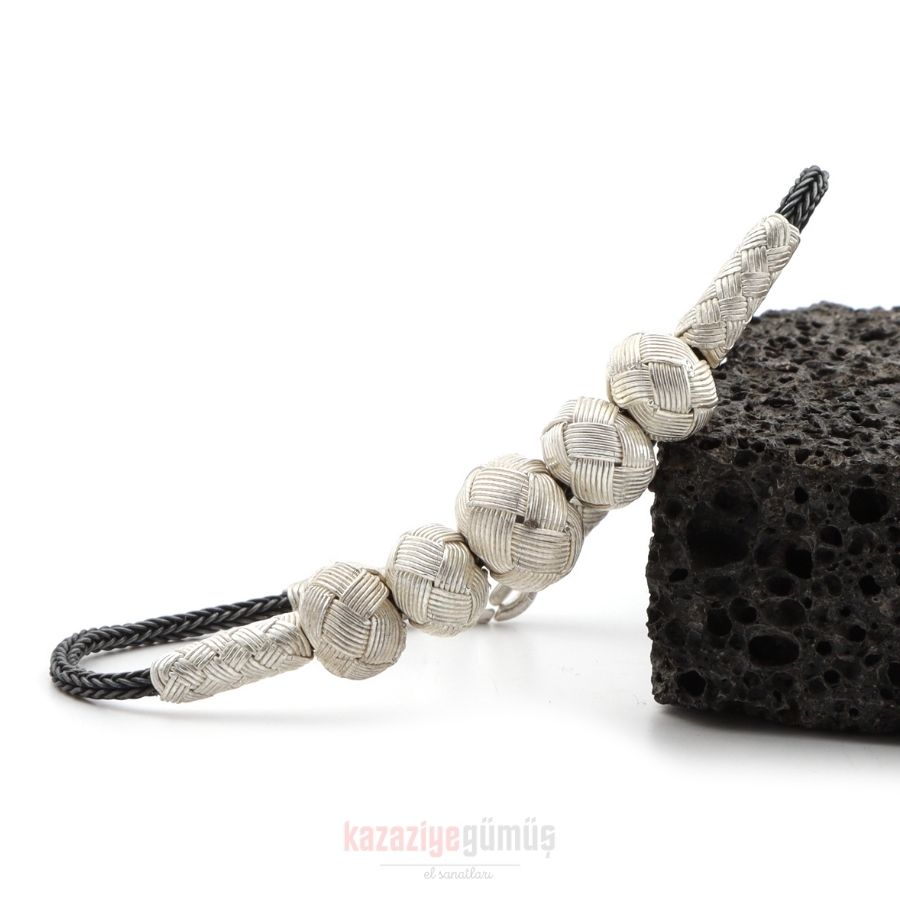 Kazaziye 5 Ball Oxide Bracelet