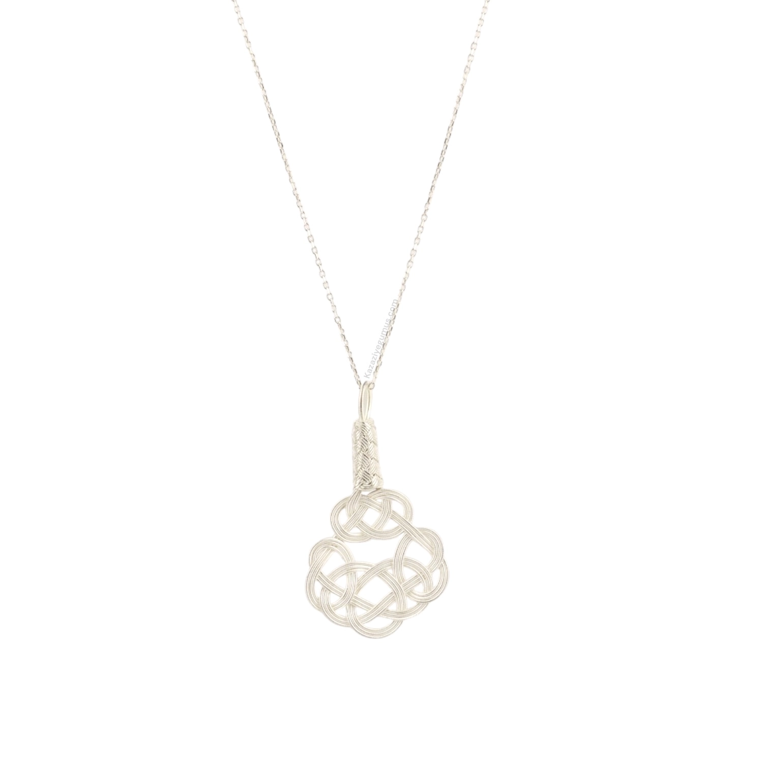 1000 K Silver Necklace
