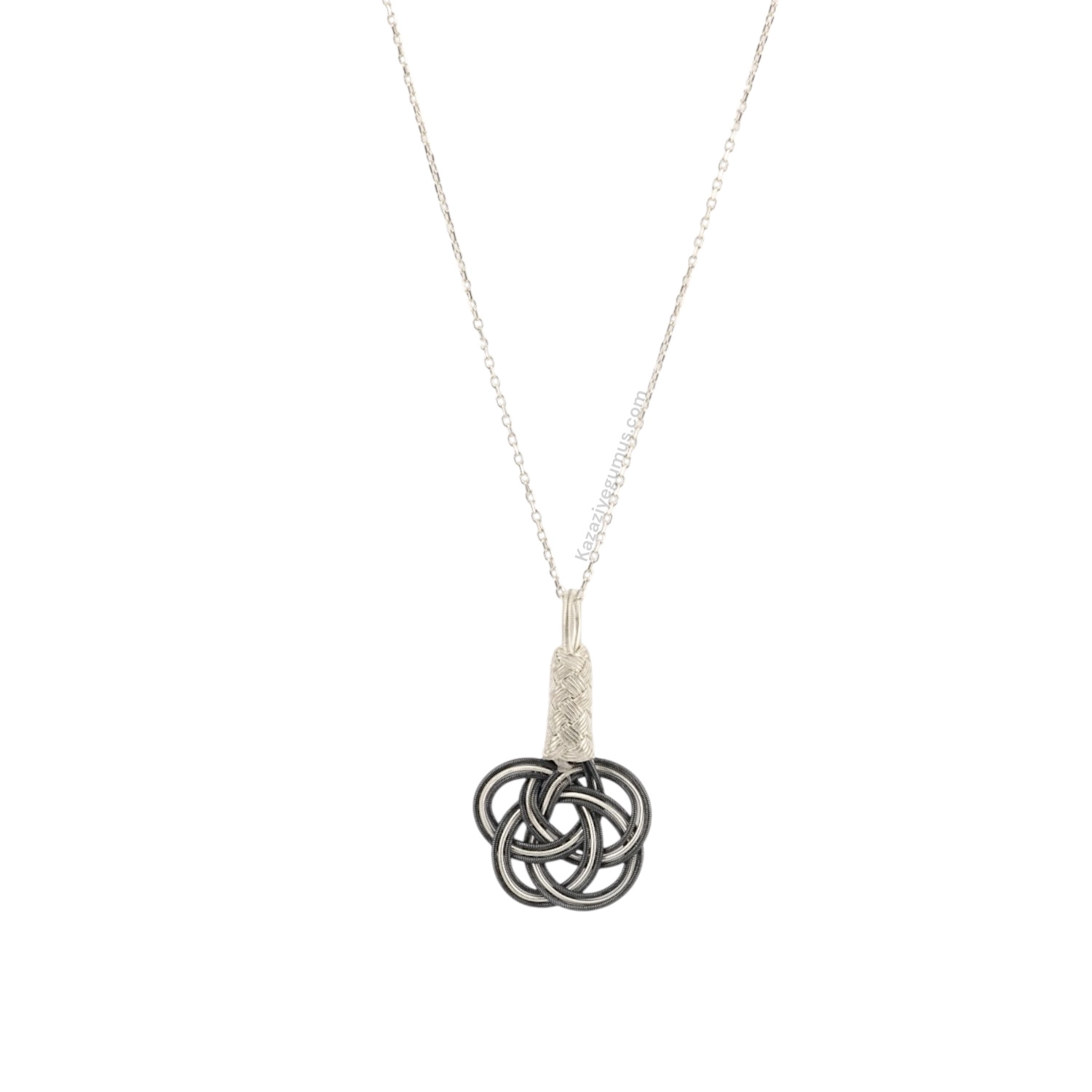 1000 K Black White Silver Necklace