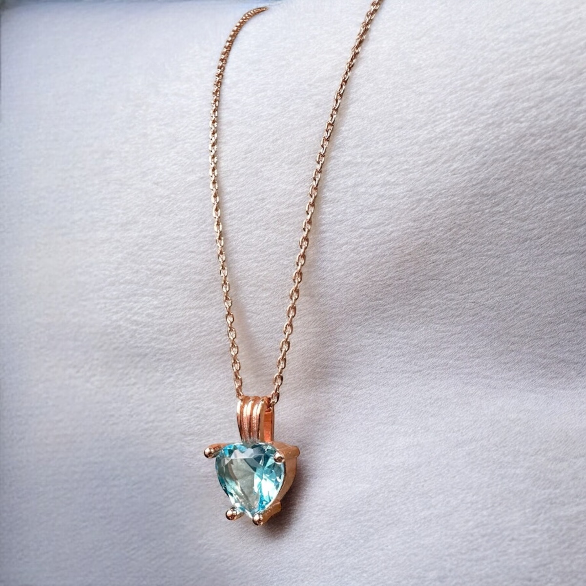 925 K Women's Turquoise Stone-set Heart Silver Necklace