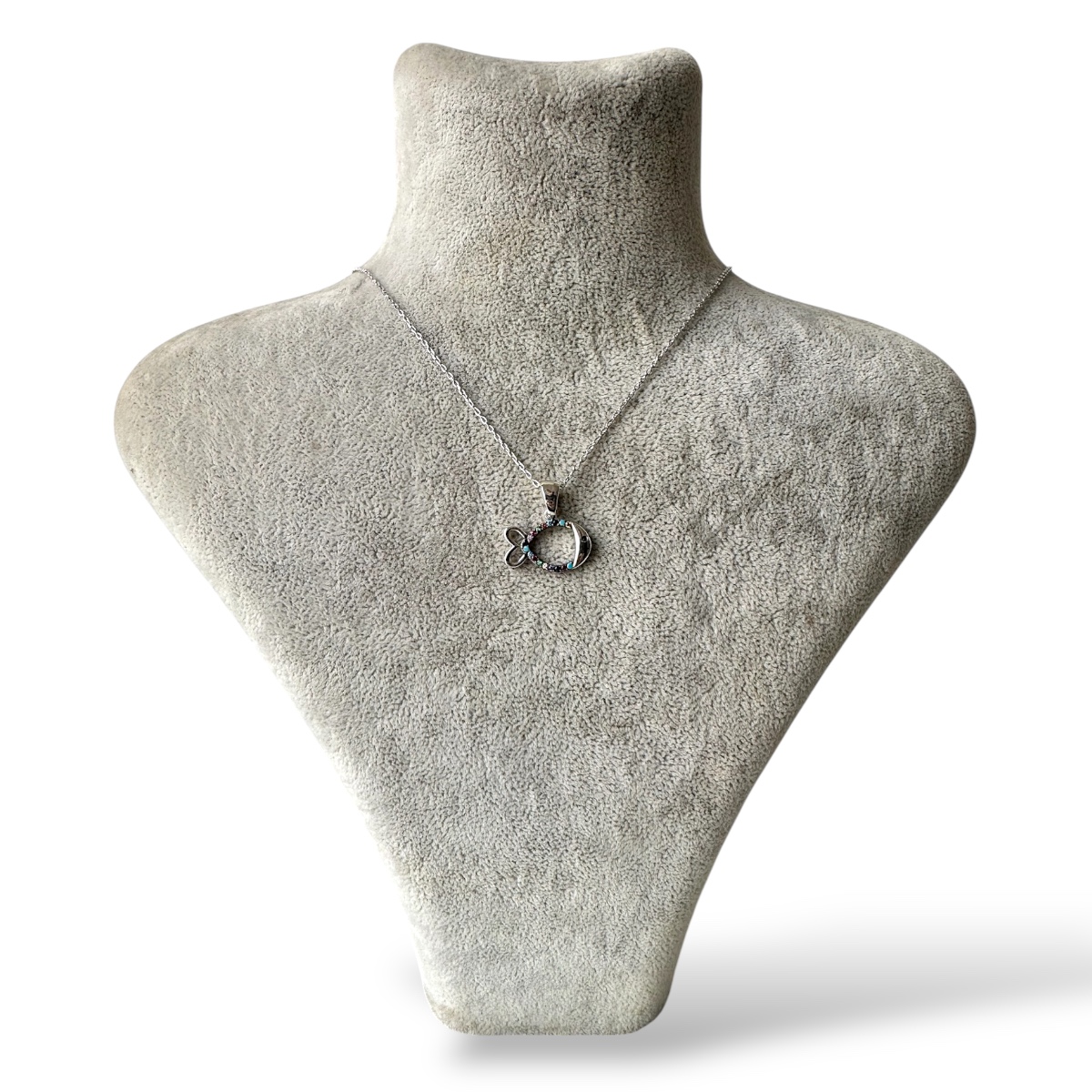 925 Sterling Stone Embroidered Vav Silver Necklace