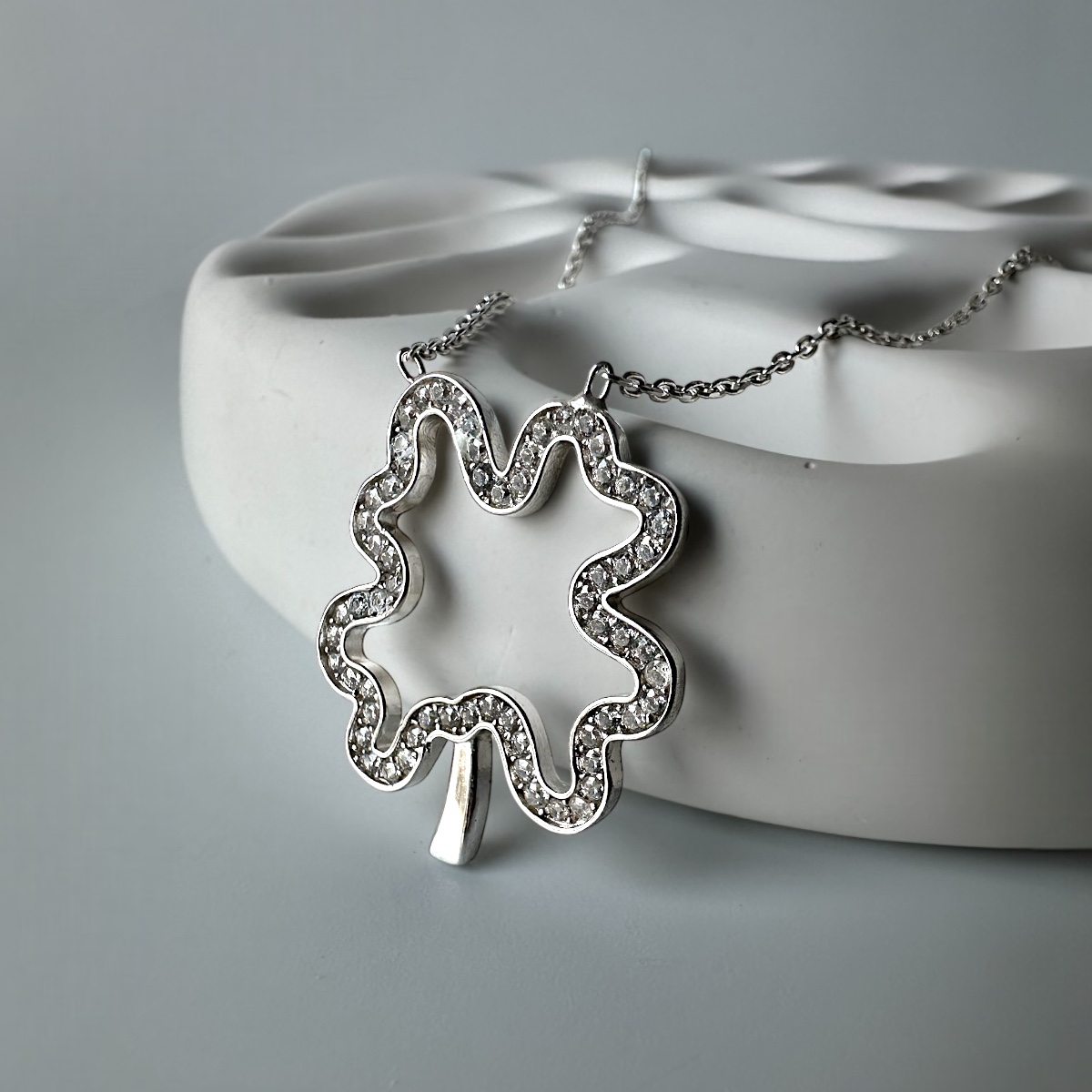 925 Sterling Zircon Stone Open Clover Silver Necklace