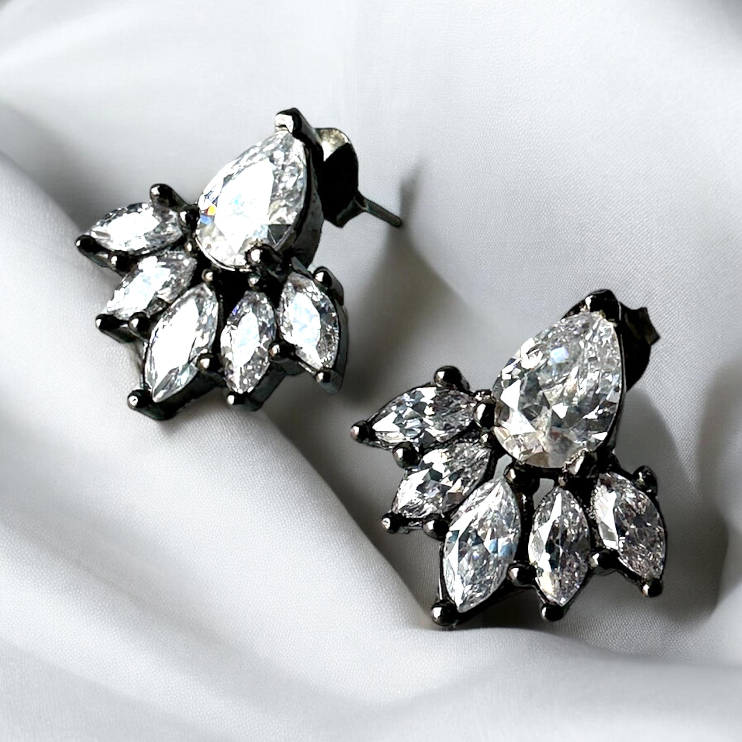 925 K Crystal Stone-set Antrasit Silver Women's Earrings