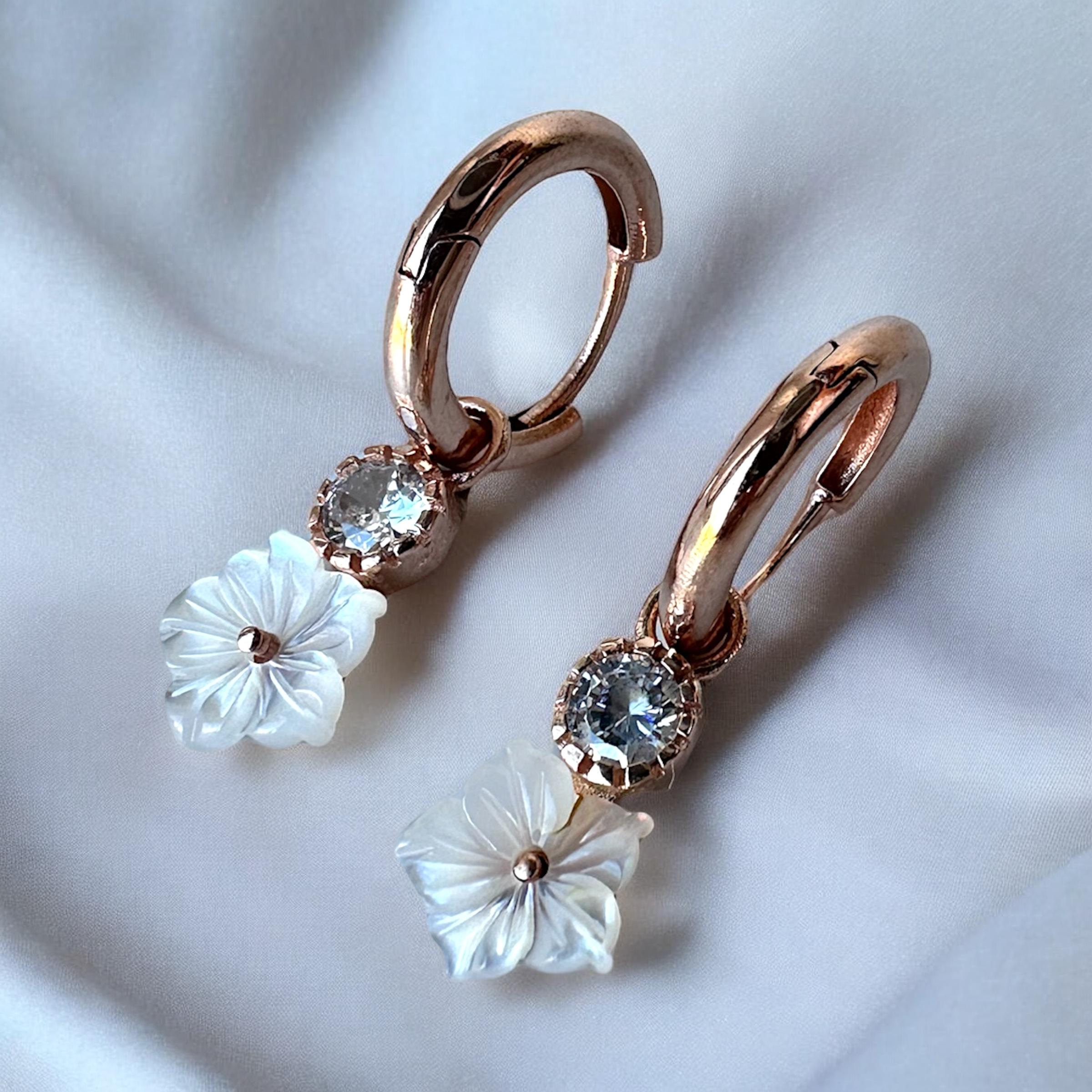 925 K Solitaire Detailed Flower Silver Women's Earrings