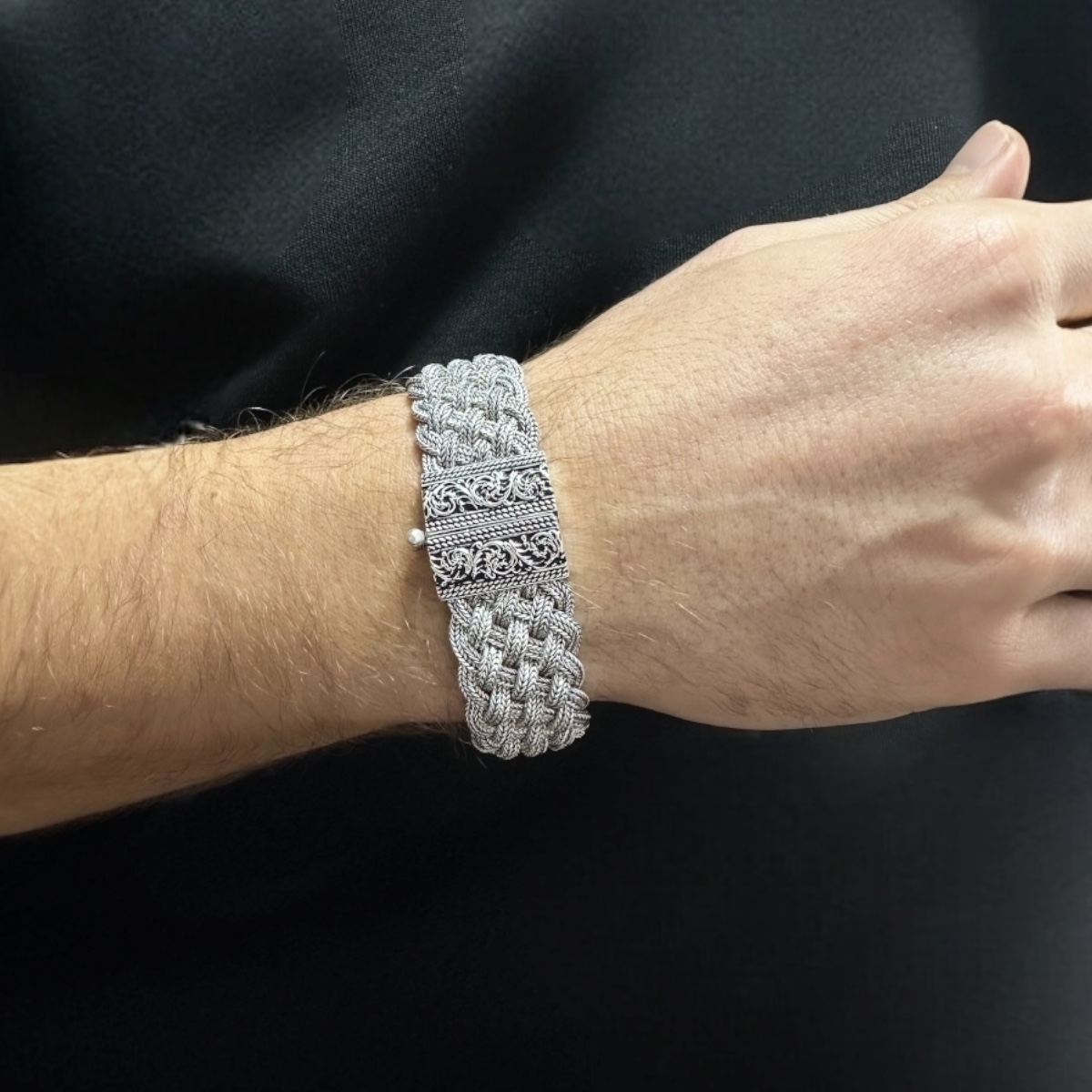 Mardin Straw Black and White Bracelet