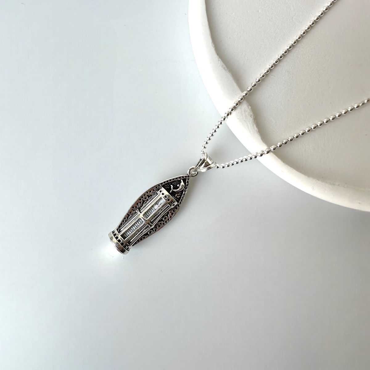 925 Sterling Silver Dolphin Cevsen Necklace