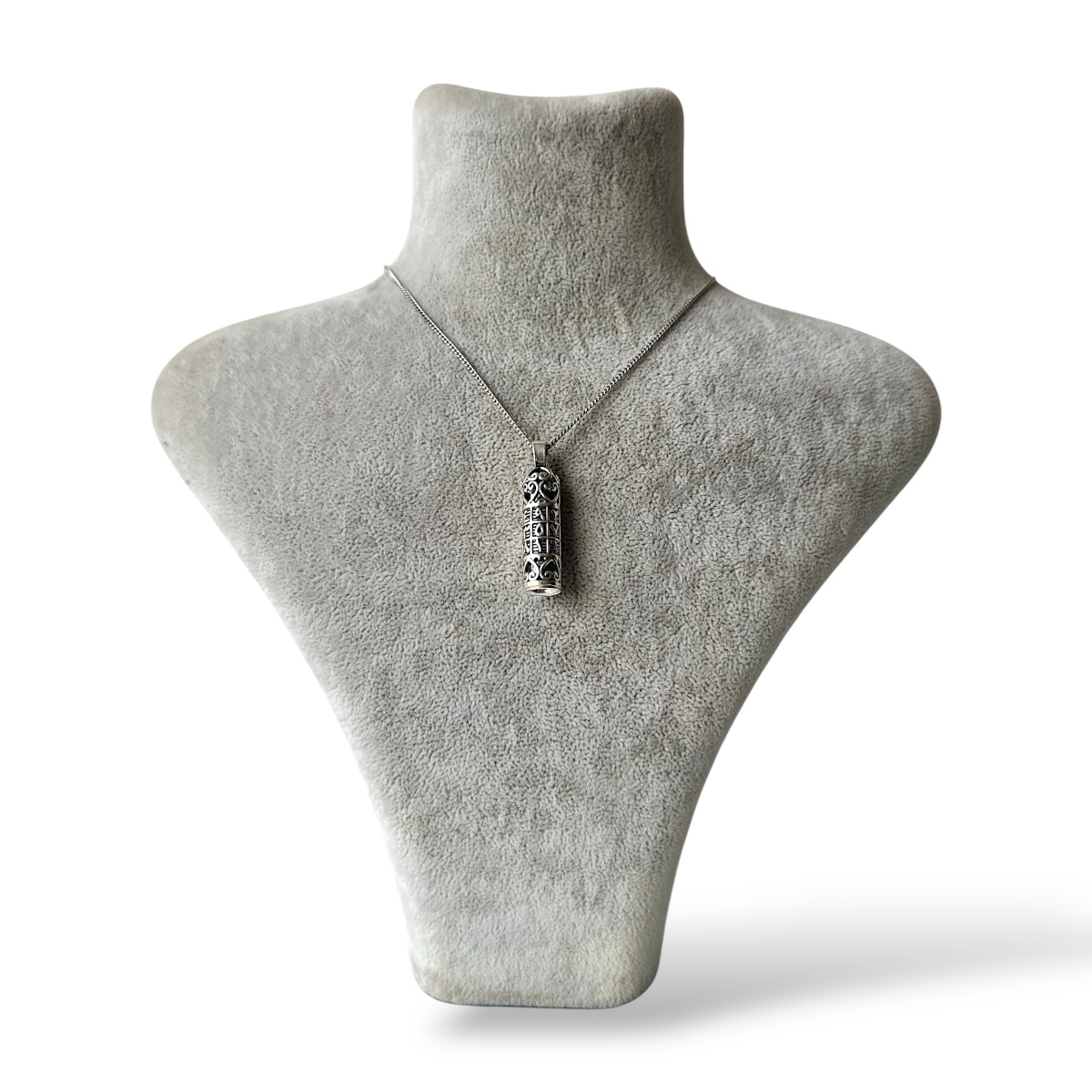 925 Sterling Silver Necklace with Ebced Motif