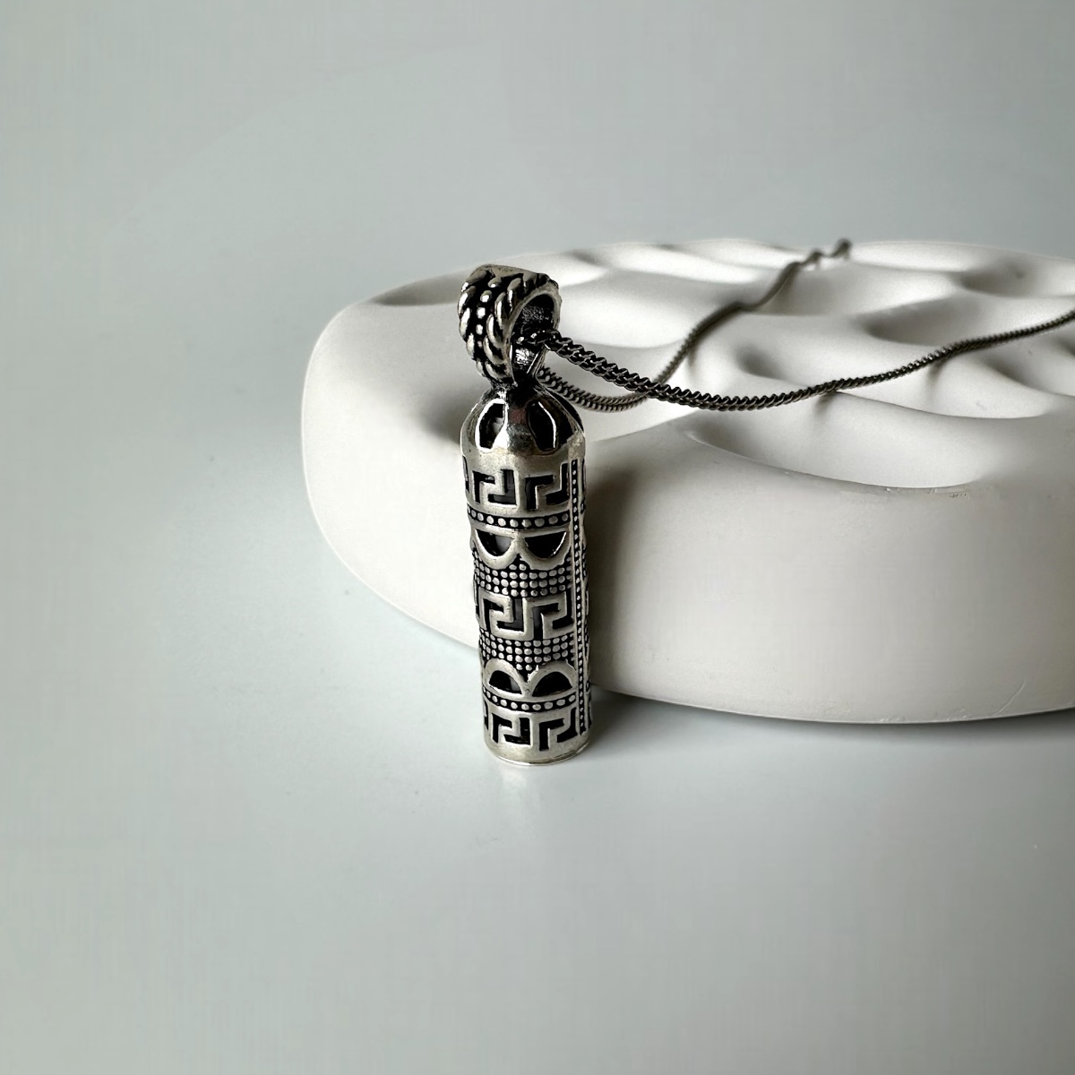 925 K Geometric Patterned Cevşen Silver Necklace