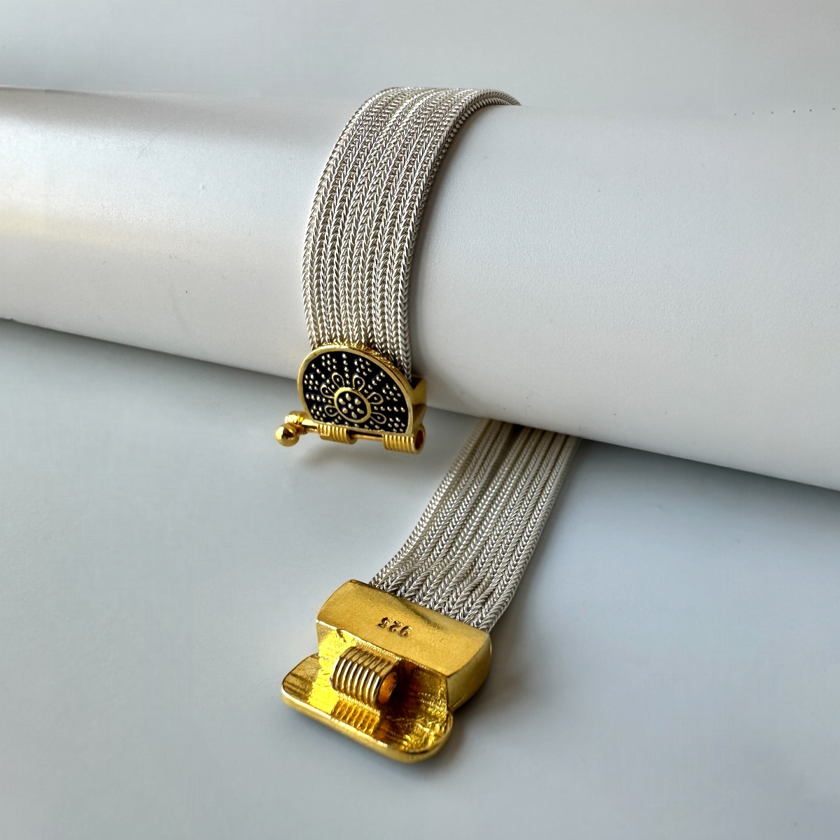 Mardin Straw Enameled Silver Bracelet