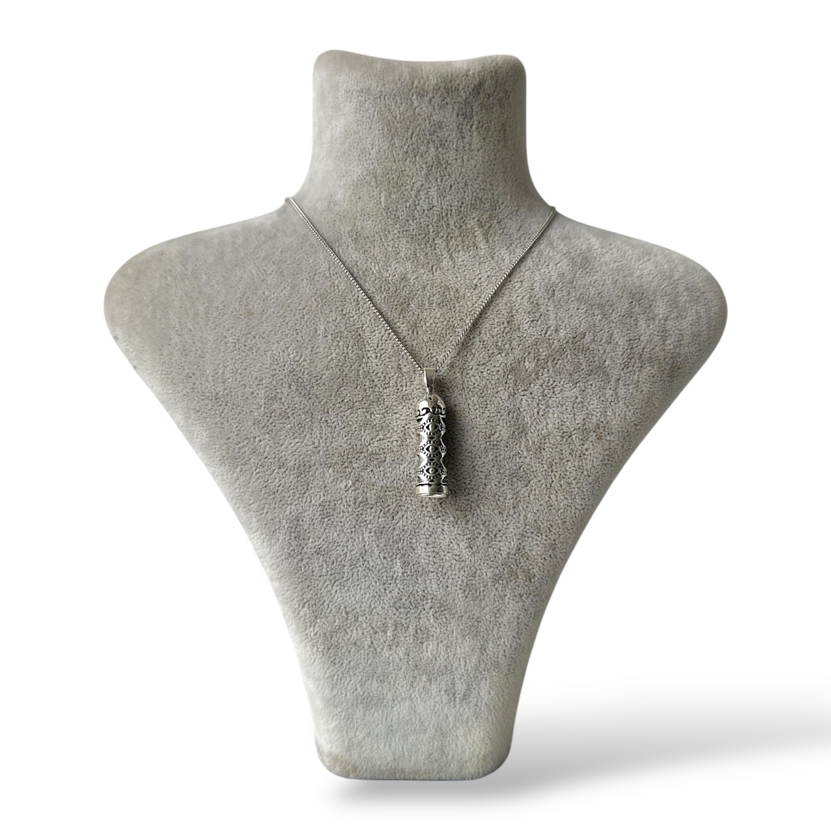 925 Sterling Silver Necklace with Eye Pattern