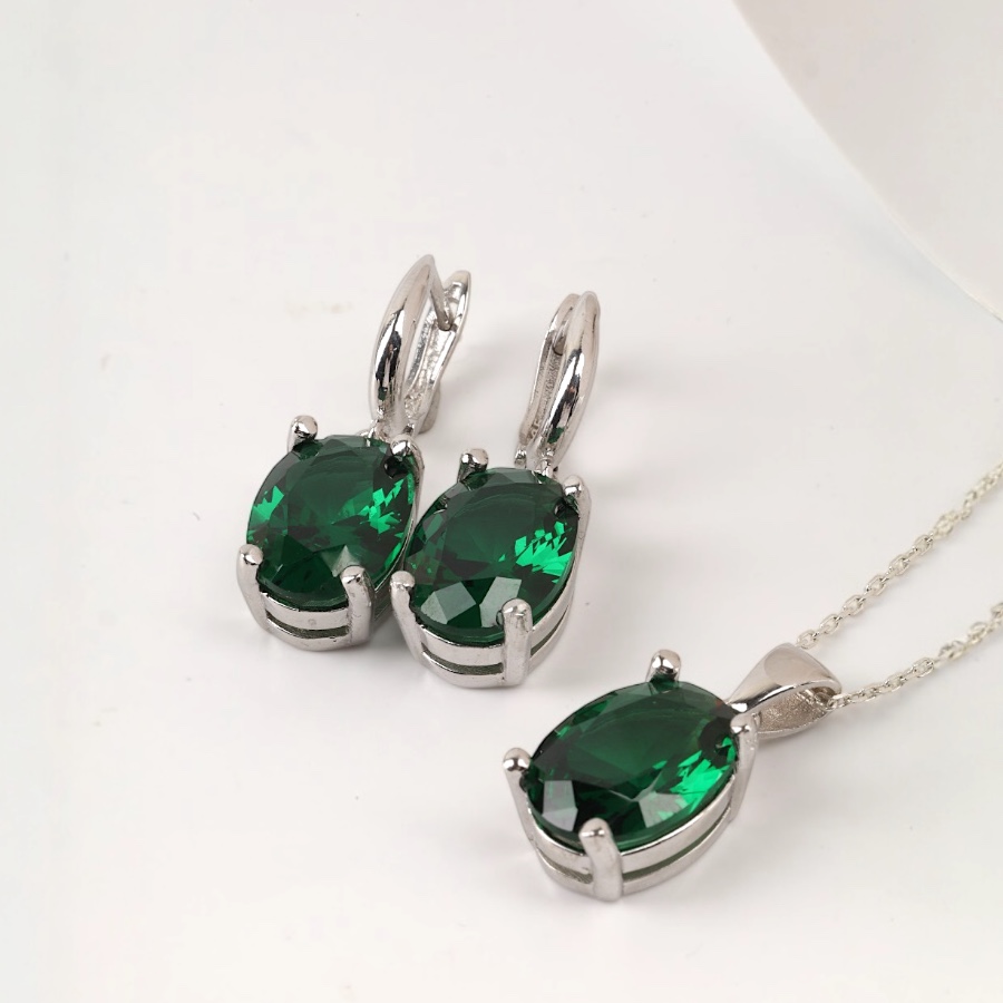 925 Ayar Gümüş Oval Zümrüt Zirkon Taşlı Kadın Set
