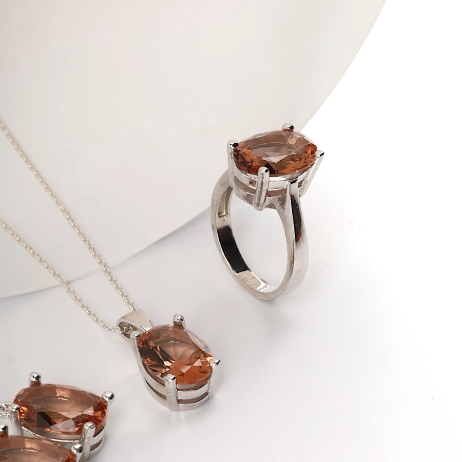 925 Ayar Gümüş Oval Yansımalı Zirkon Taşlı Kadın Set