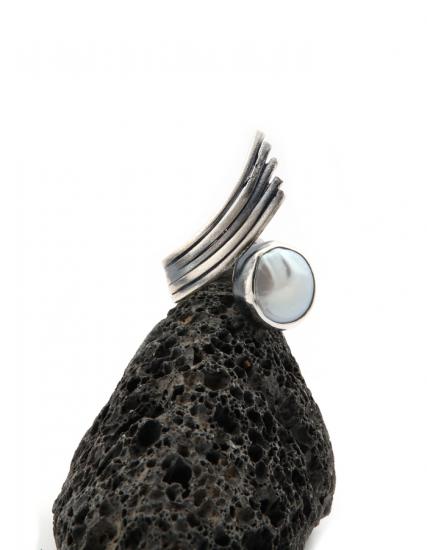Natural Pearl Model Women’s Sterling Silver Ring