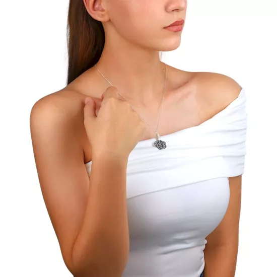 1000 Ayar Siyah Beyaz Kazaziye Gümüş Kolye