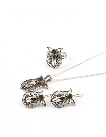 Filigree Emerald Women’s Necklace Set