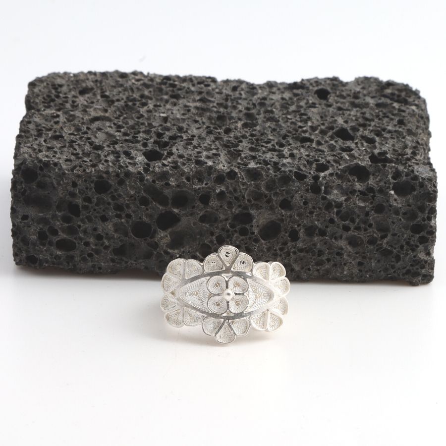 Filigree Embroidery Trabzon Straw Ring